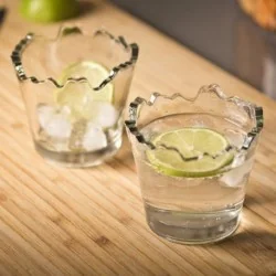 2 verres ébréchés déchiqueté